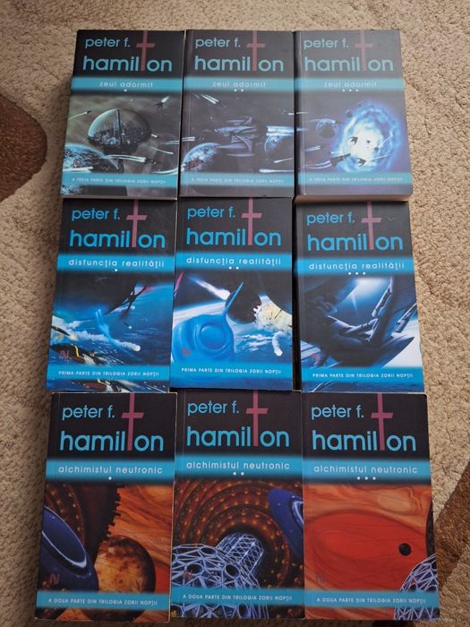 Trilogia Zorii Nopții de Peter Hamilton
