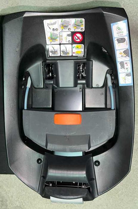 Стол за кола Cybex Aton 5. Група 0+ (0-13 кг.) + База за стол за кола