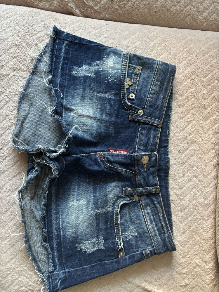DSQUARED2 къси панталонки
