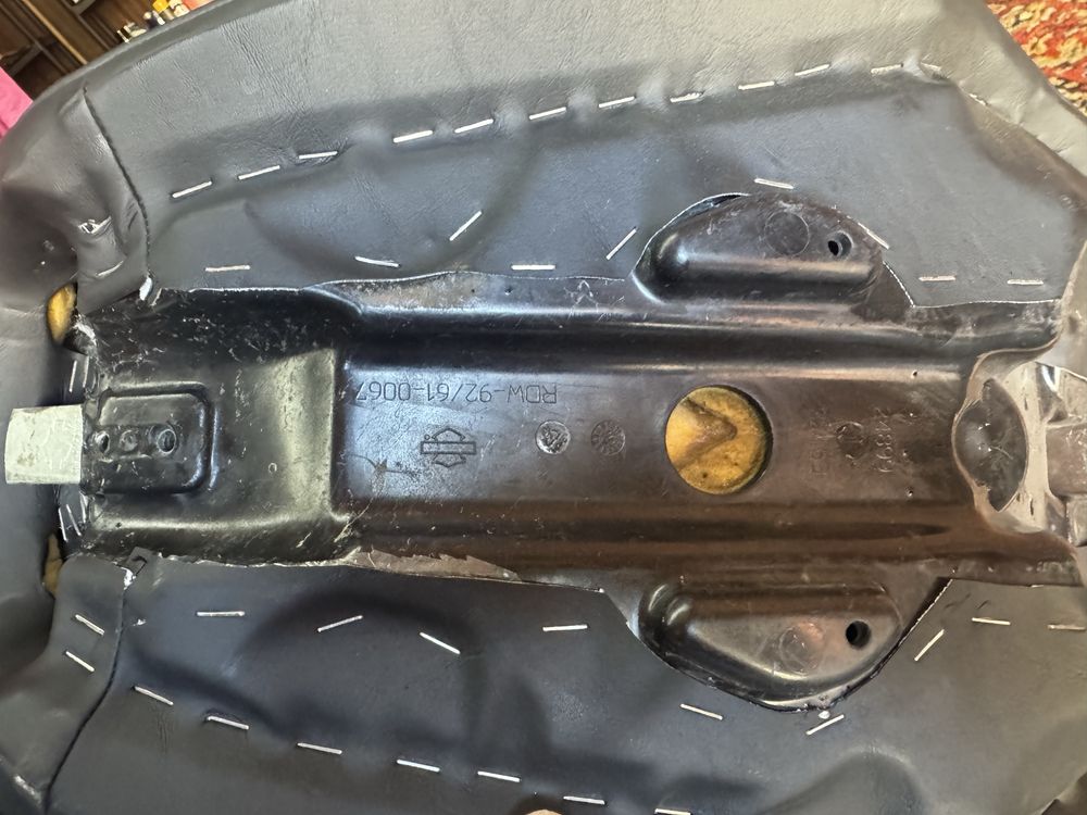 Sa harley davidson dyna sezut
