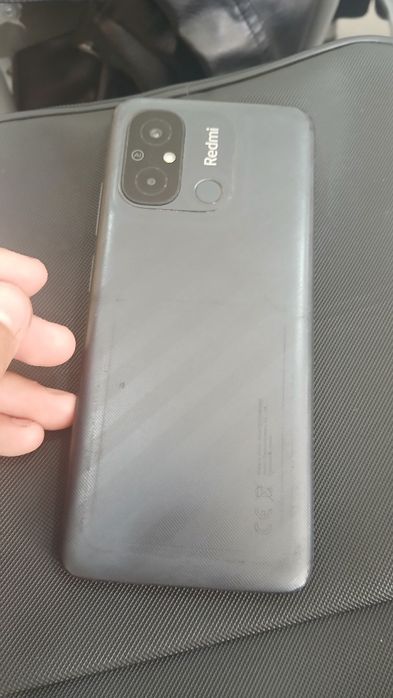 REDMI 12C aybi yoq