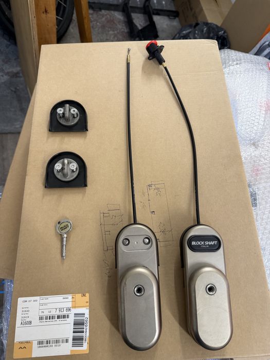 Заключваща система за лекотоварен автомобил - BLOCK SHAFT ITALY