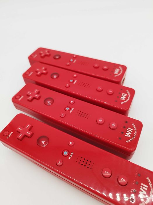 Оригинален Nintendo Wii U Remote Plus - Червен/ ОТЛИЧНО състояние!