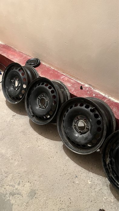 Штамповынные диски R15