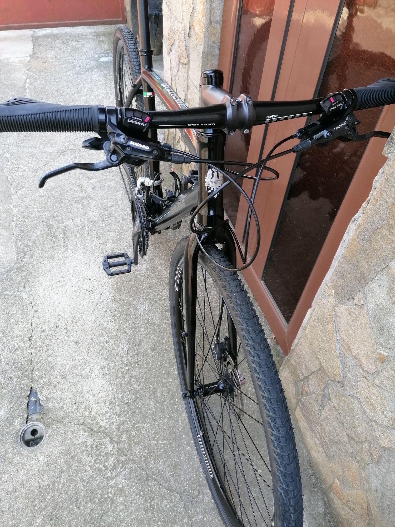 Bianchi Гравел Хибрид 28, Shimano Deore, Хидравлика