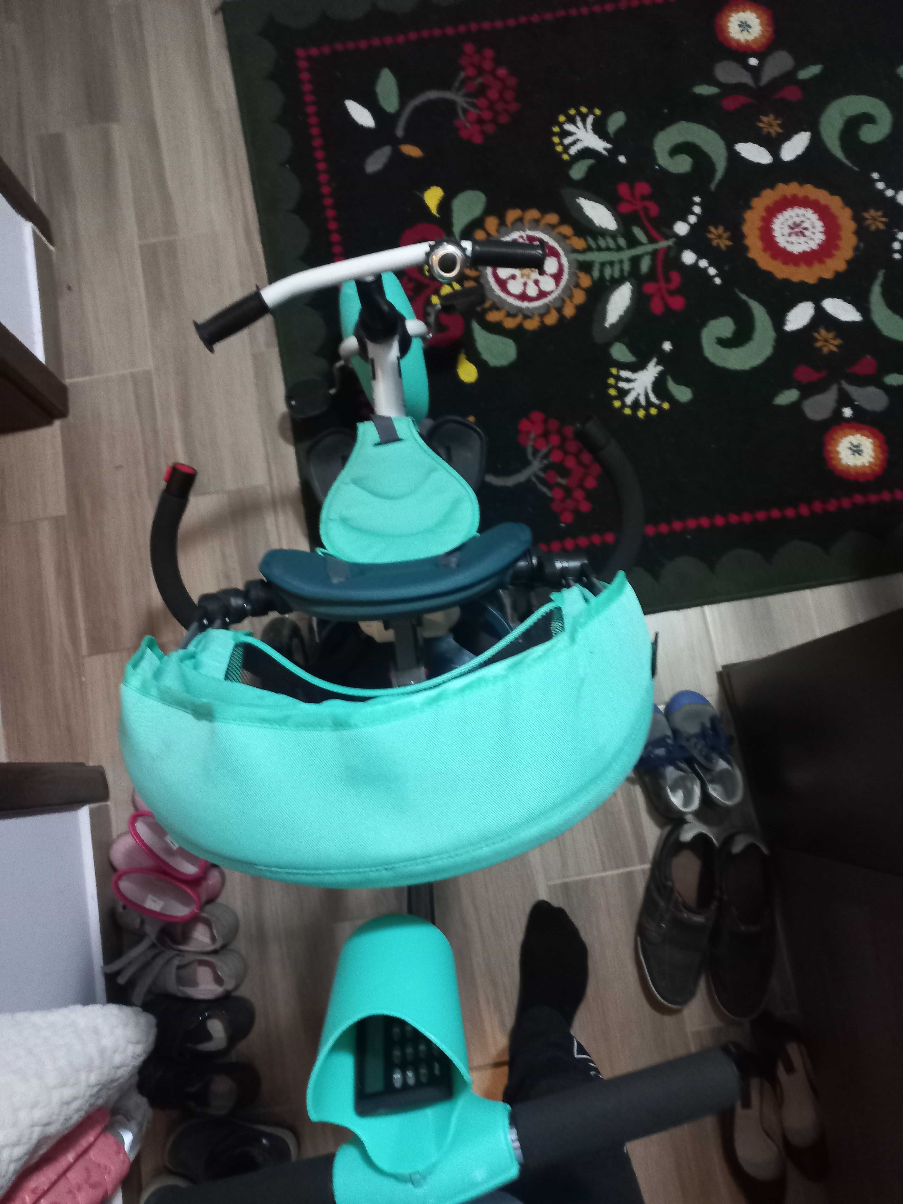 Vand tricicleta semipliabila Coccolle (bonus papusa Maya balerina)