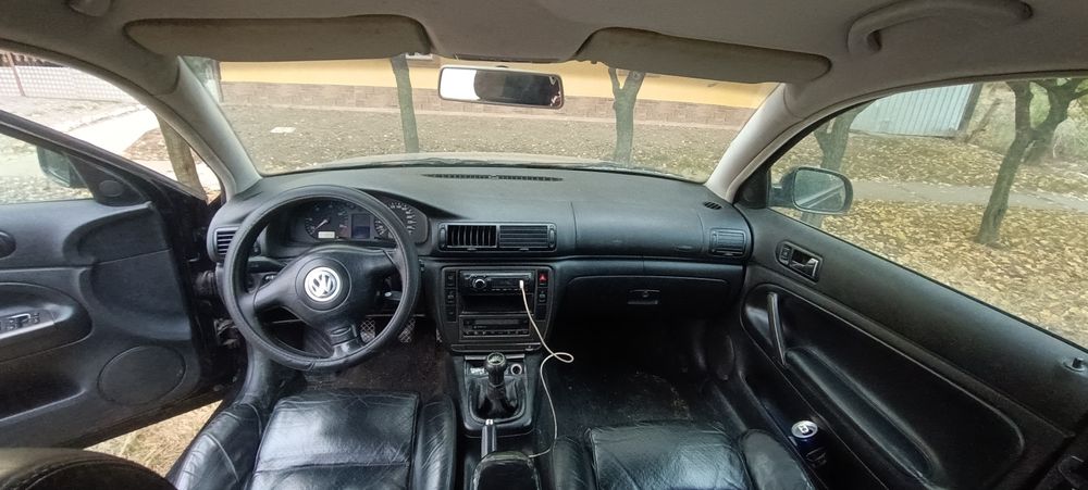 Vînd Passat b5 1.9 TDI
