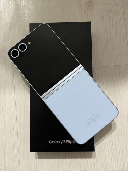 Продам Samsung Galaxy Z Flip6