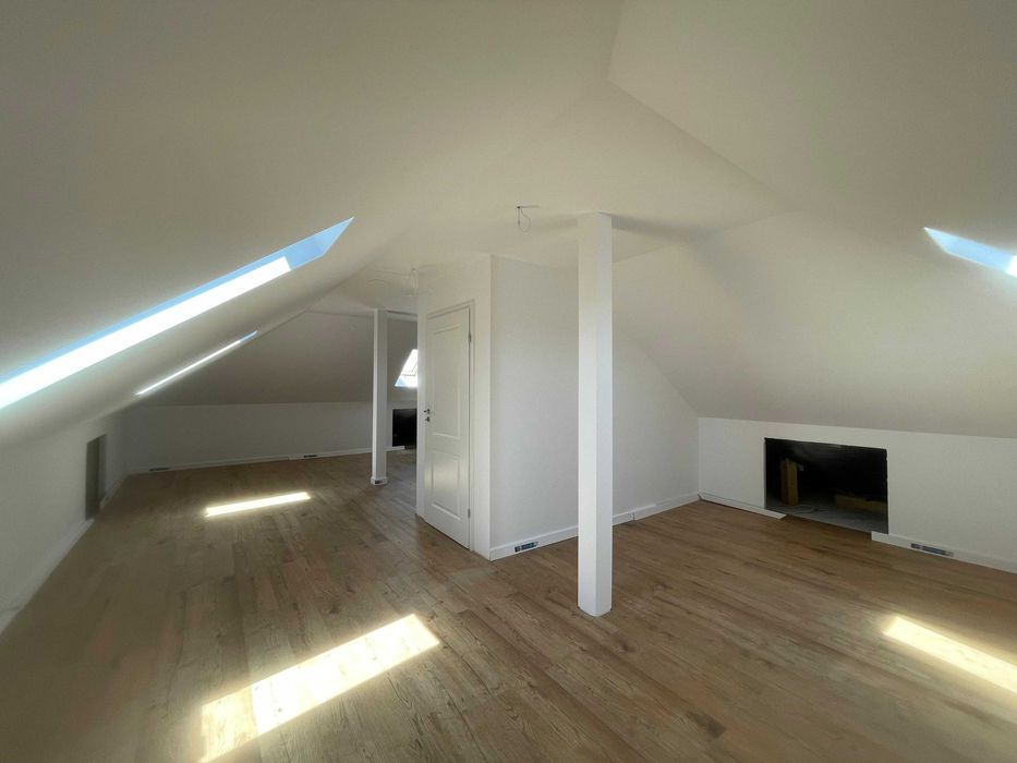 Casa Parter + Pod Mansardabil Tamasi Corbeanca PRET DE LA 185 000