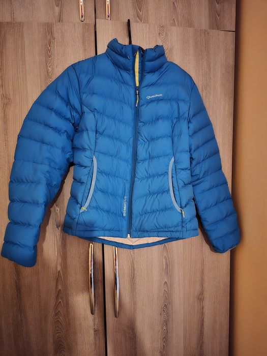 Яке без следи от употреба