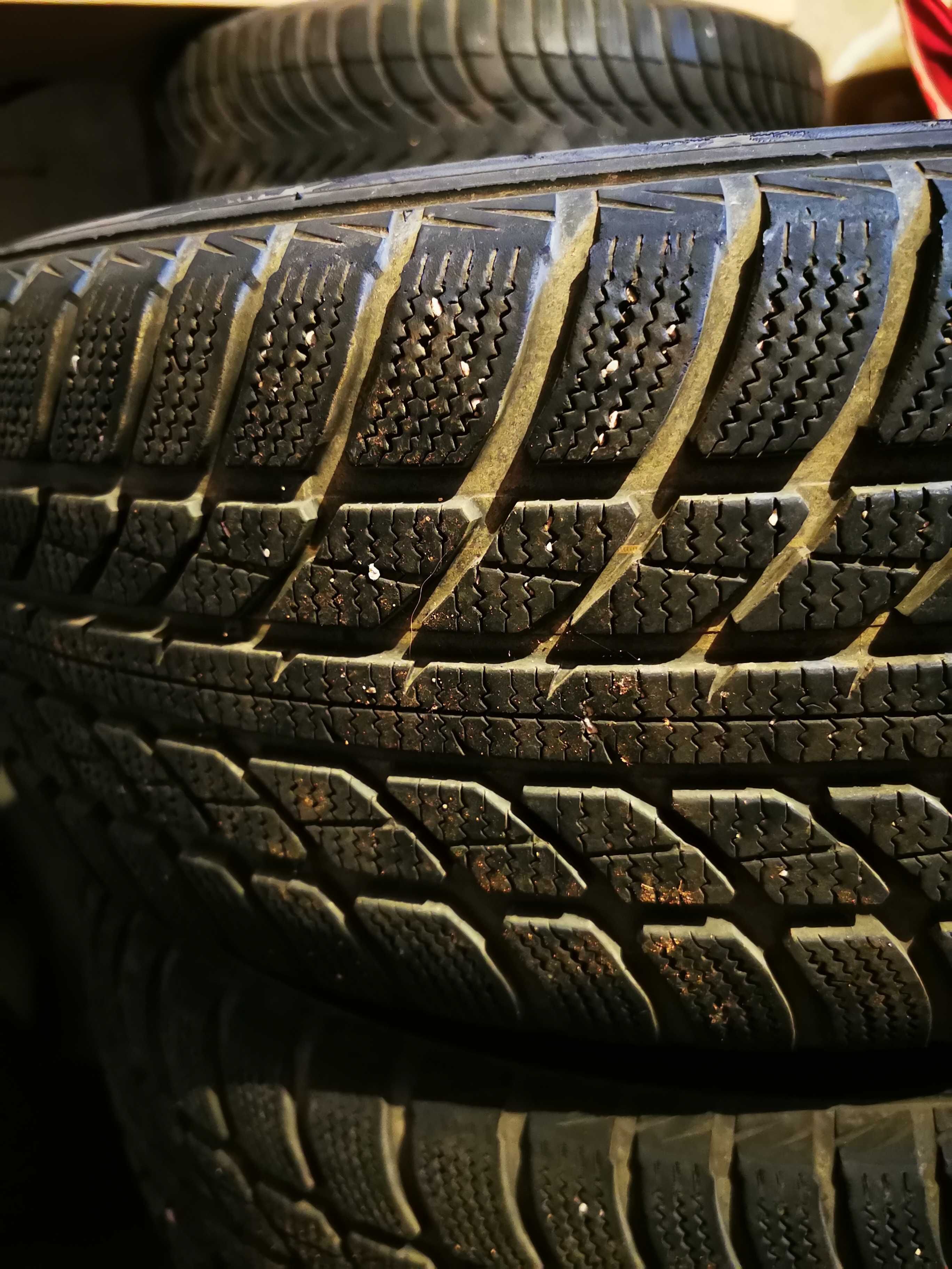 Зимни гуми с джанти 17 цола