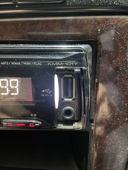 Магнитола Кенвуд