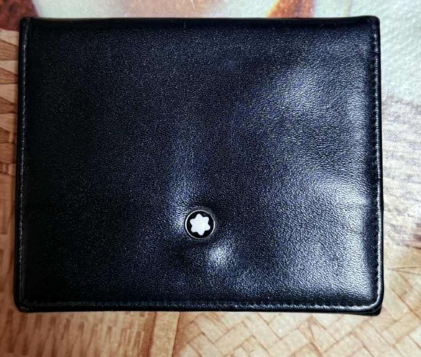 мъжки монетник Montblanc
Продавам оригинален мъжк