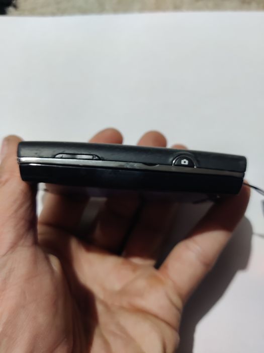 Vând Sony Ericsson U20i