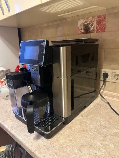 Кофемашина автоматическая DeLonghi ECAM 610.75.MB  ! Высокое качество