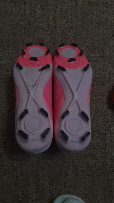 Vând ghete de fotbal nike