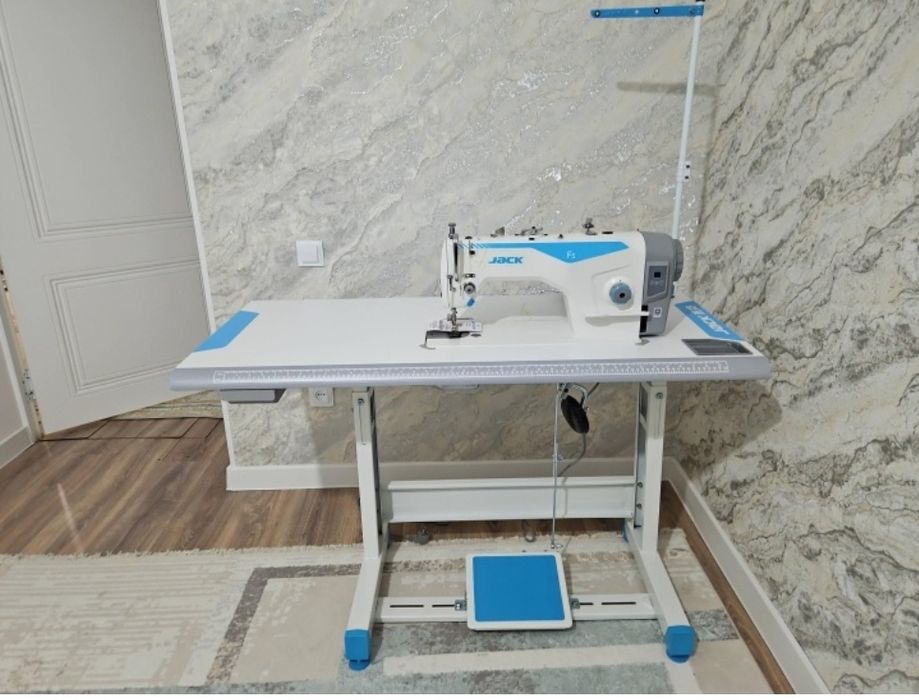 швейная машина Jack F5.