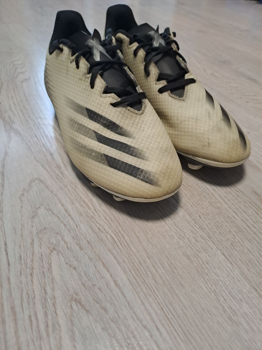 Футболни бутонки Adidas X