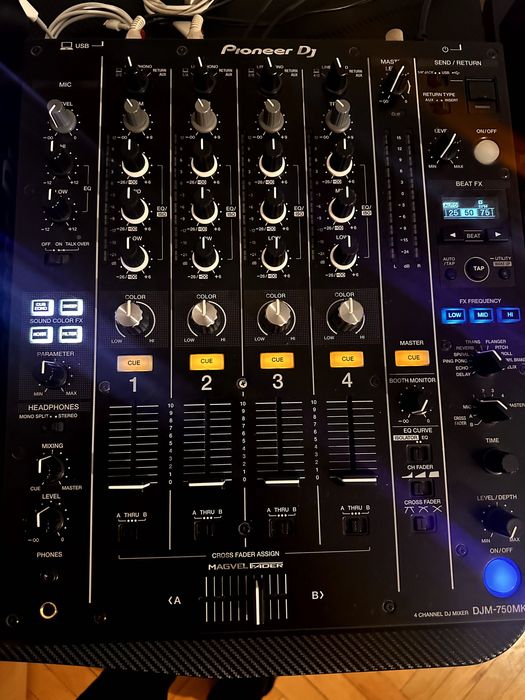Pioneer DJM-750MK2