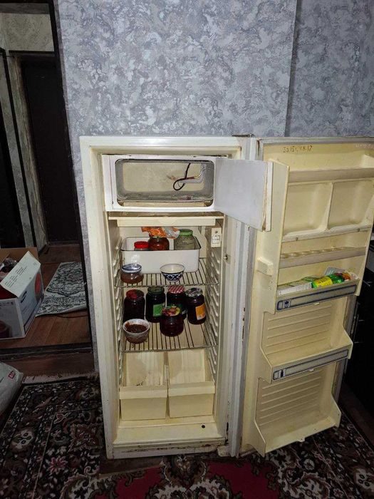 Холодильник б\у в рабочем состоянии