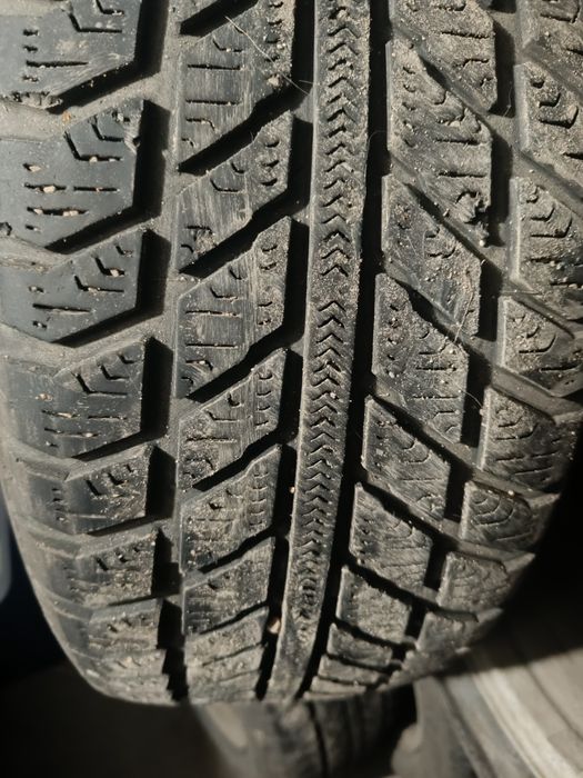 Джанти със зимни гуми 225/55R16 5x112 мм.