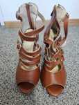 Pantofi elegnati NOU