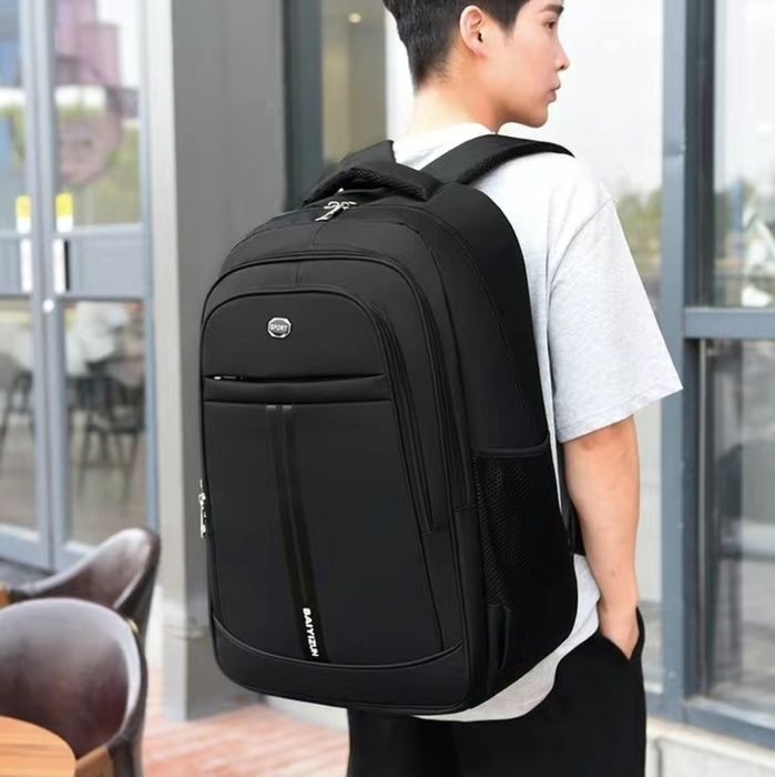 Рюкзак для школы ,спорта, походов в горы