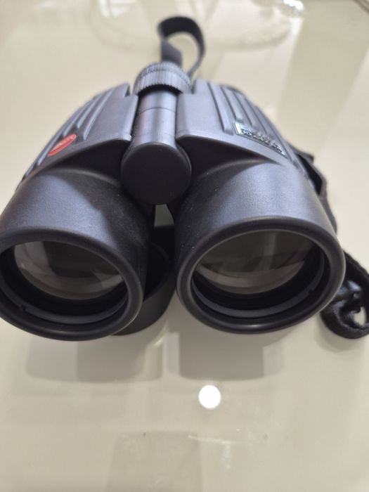 Binoclu  Leica Trinovid Germany