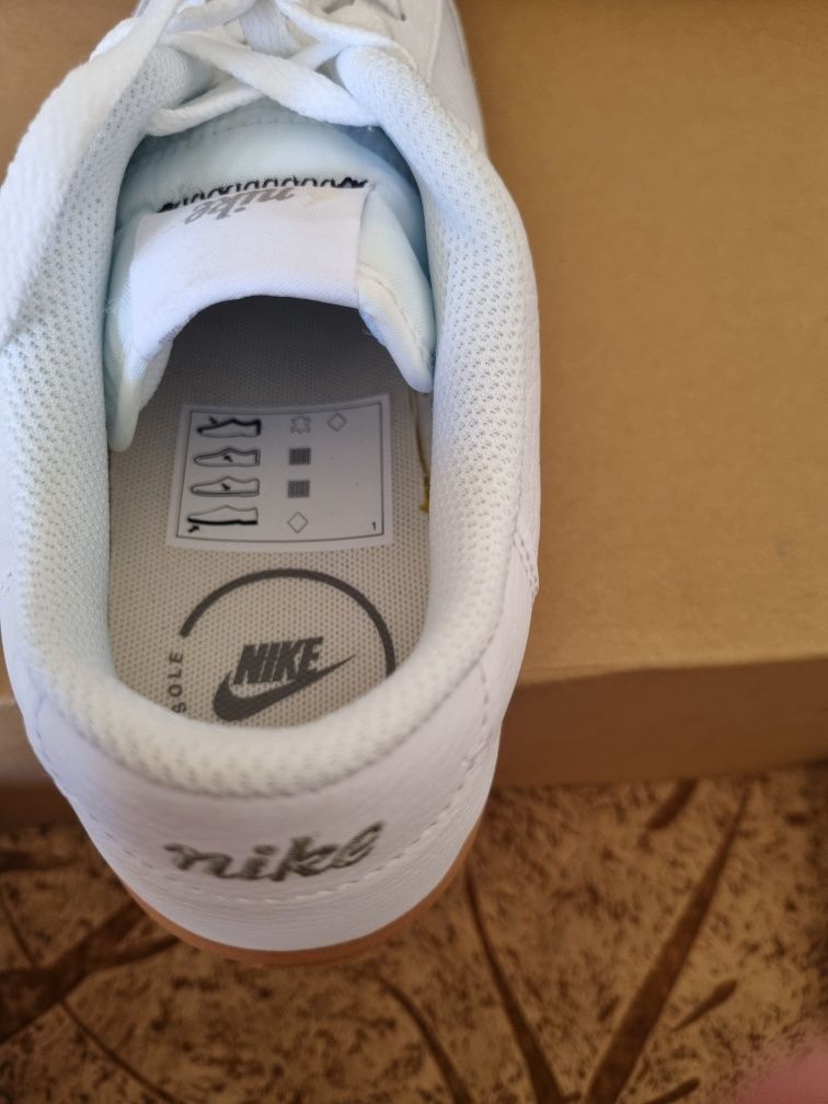 Nike оригинални!