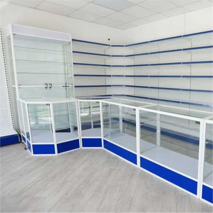 Торговое оборудование, витрины прилавки склад архив