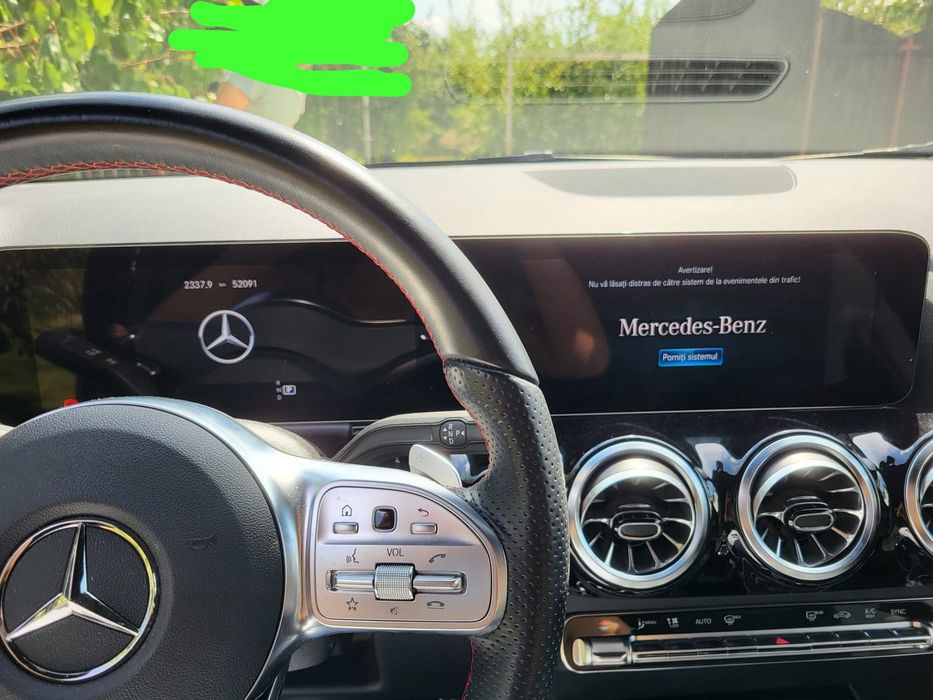 Vand Mercedes Gla, 4MATiC inca in garantie, impecabil