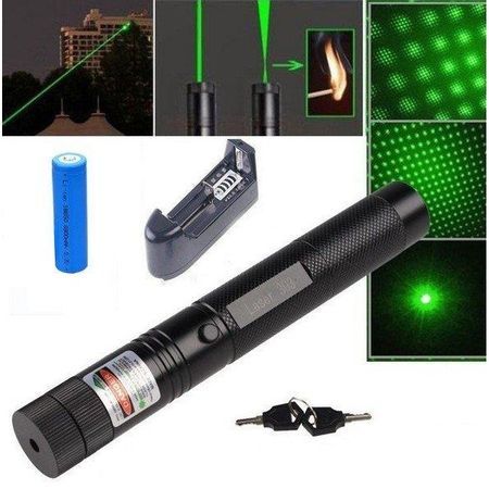 Laser Pointer Verde 303 Acumulator+Incarcator inclus 10 km