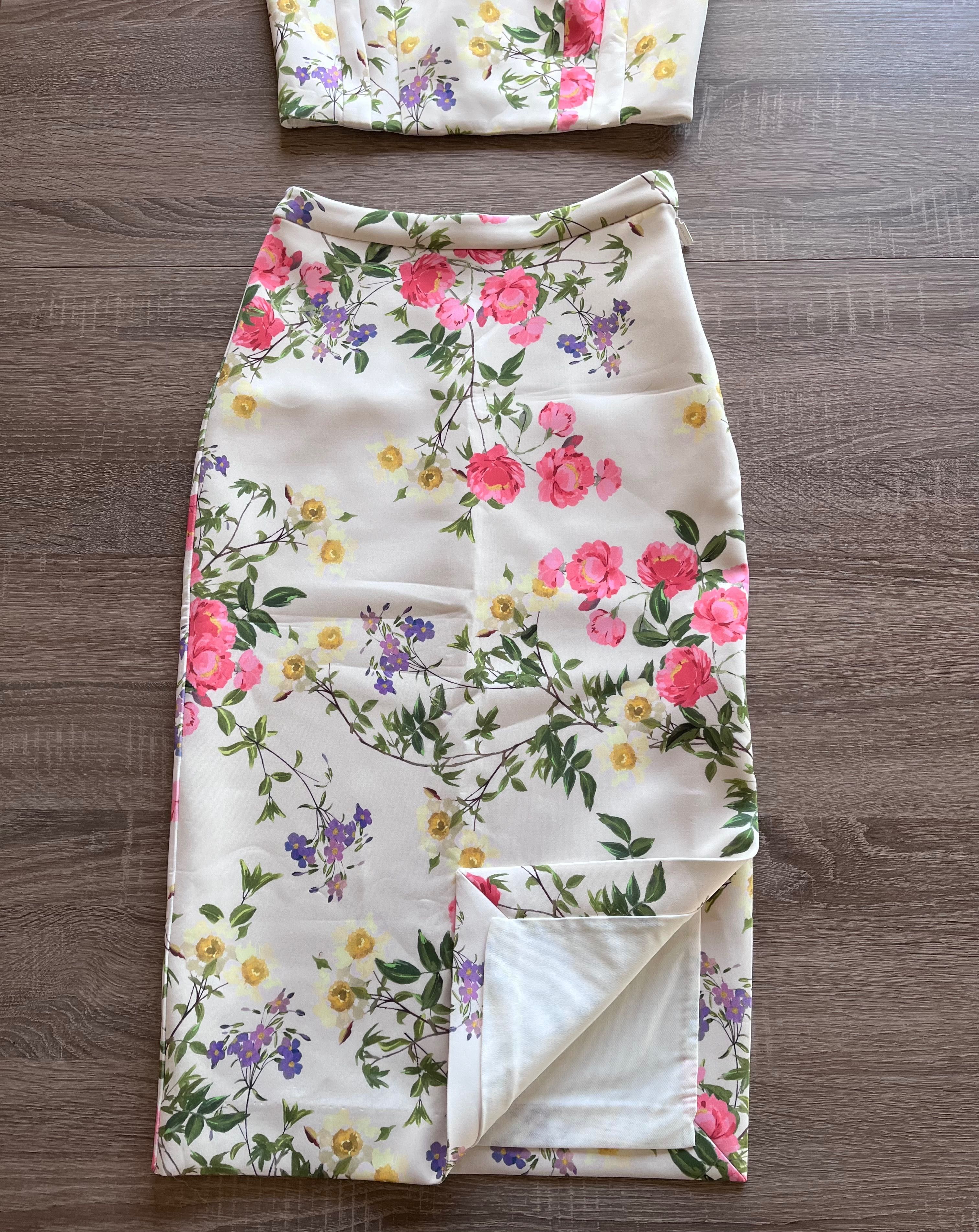 Marciano Guess пола и бюстие