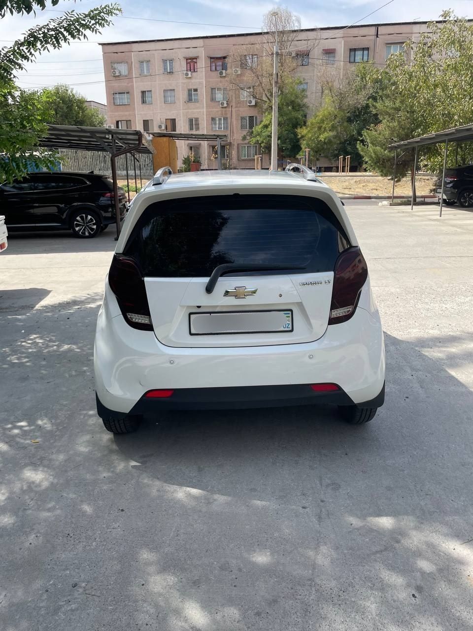 Chevrolet spark sotiladi