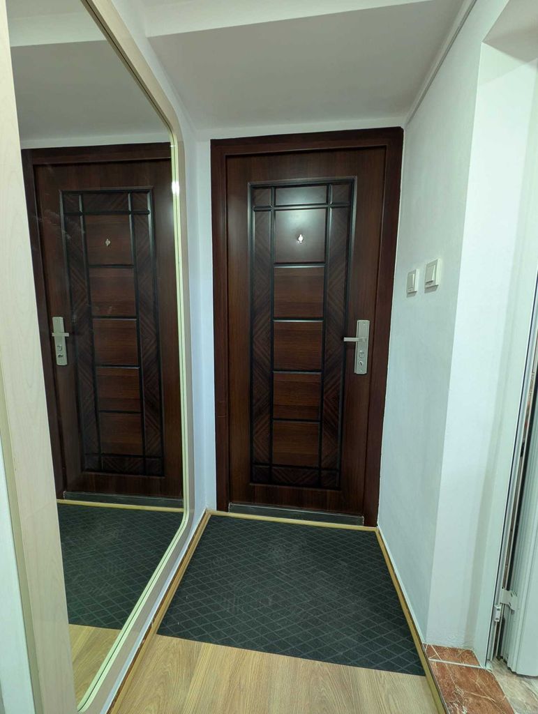 Дава се под наем Едностаен апартамент в Варна, Център - 30 кв.м за 350 € - Снимка #9