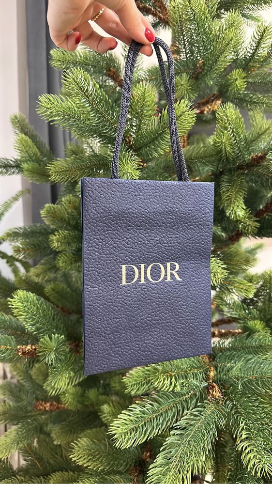 Косметички Dior в оригинале