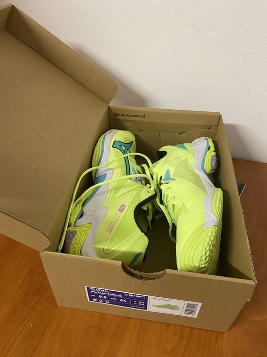 vand adidasi WAVE LIGHTING Z8