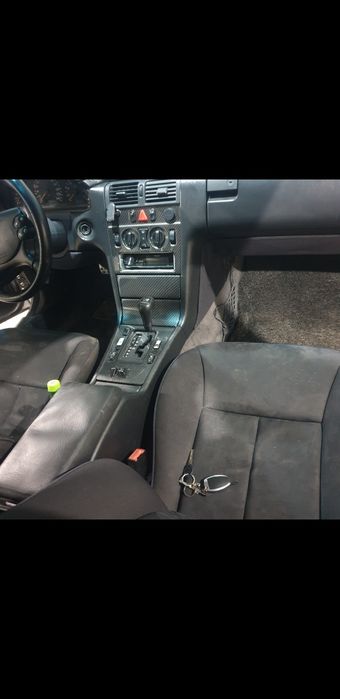 Mersedes  w210 sotiladi