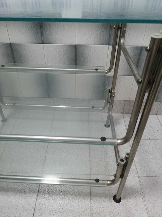 Стъклена маса 3 нива, закалено стъкло