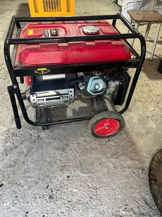 Dvijok sotiladi zaril genirator,продается срочно движок генераторы