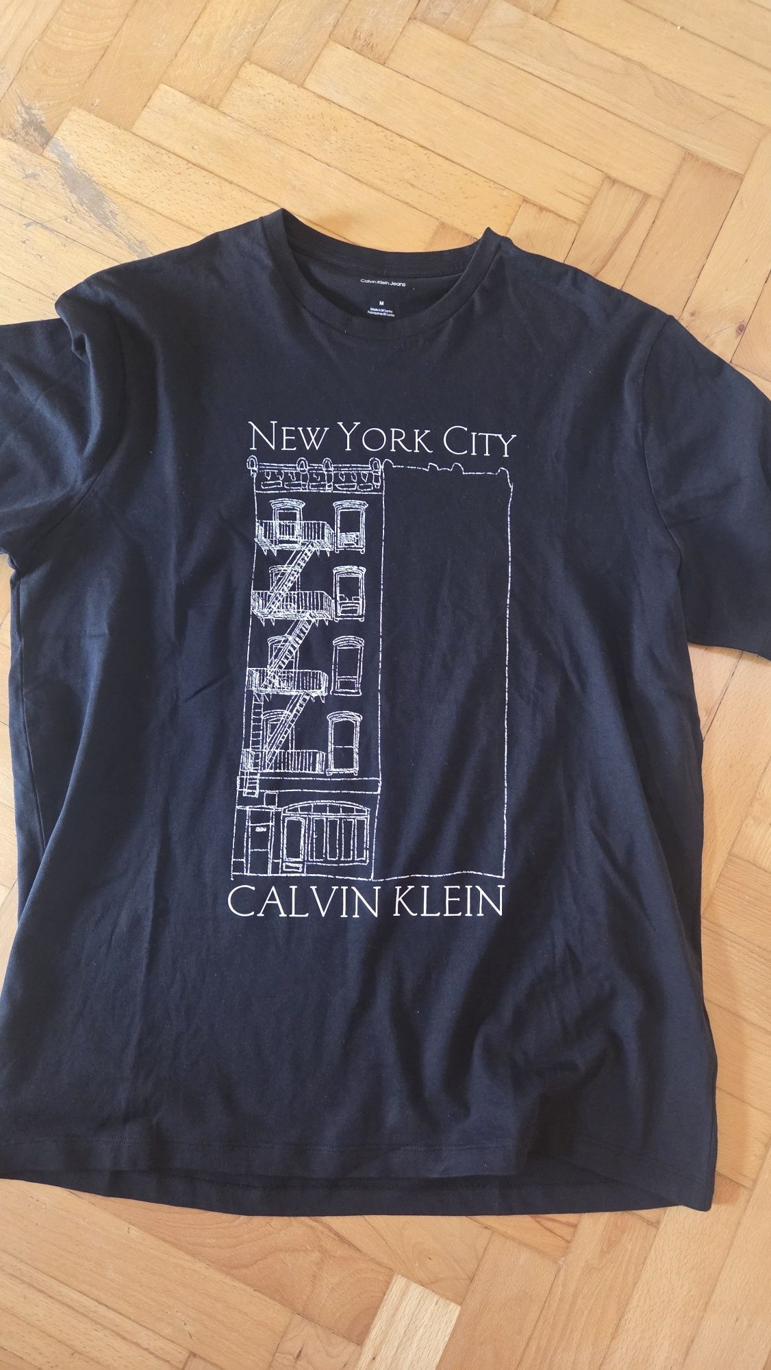 Calvin Klein тениска размер М