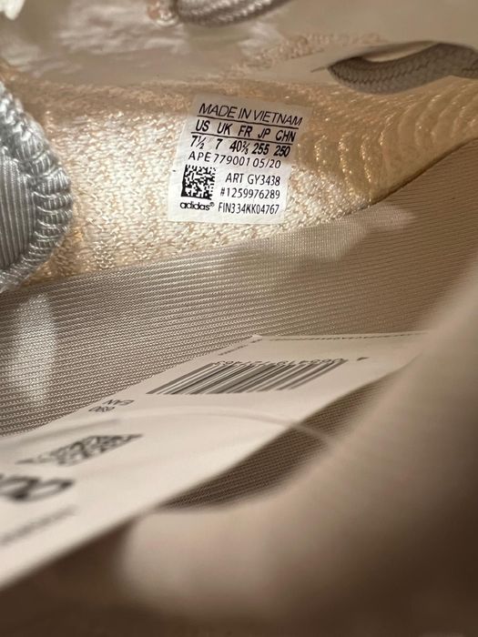 Adidasi yezzy boost 350 v2