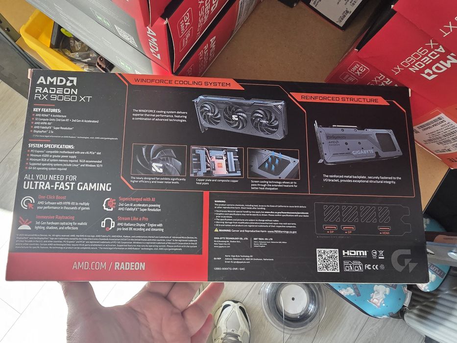 Placa Video GIGABYTE RX9060 XT Gaming OC 16GB
