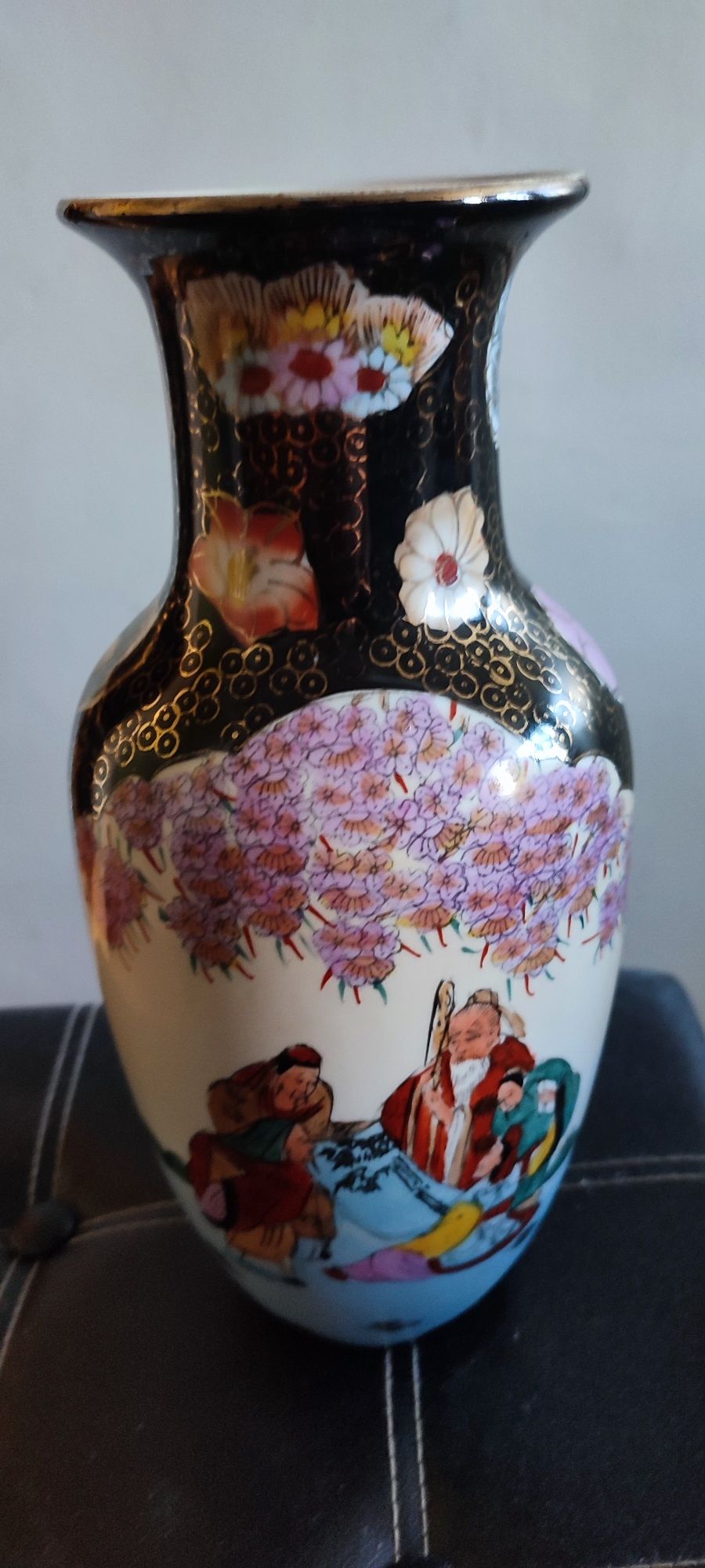 Продавам запазена японска ваза satsuma