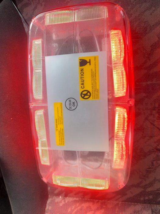 Vând Girofar ROSU 12-24 v