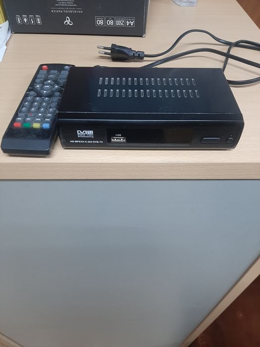 Декодер за цифрова телевизия за части, телевизори с дистанционно