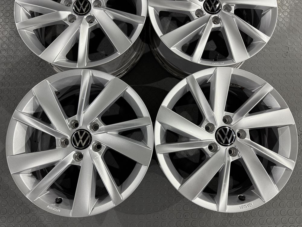4бр. КАТО НОВИ ОРИГИНАЛНИ 17” ДЖАНТИ 5x112 за -VW/VAG- 6,5Jx17H2, ET46