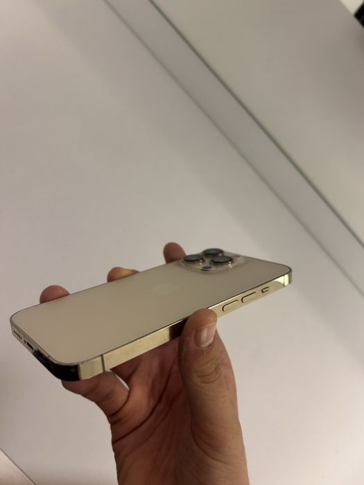 Iphone 13 pro gold