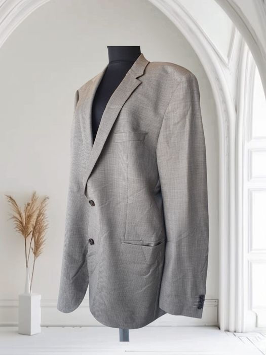 Sacou Hugo boss,100% lana virgina,dimensiune  L