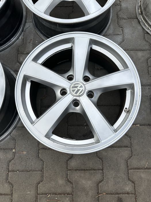 Jante origi 17 5 112 WvPassat TouranSaranTiguan Golf 5 6 7 Skoda Seat